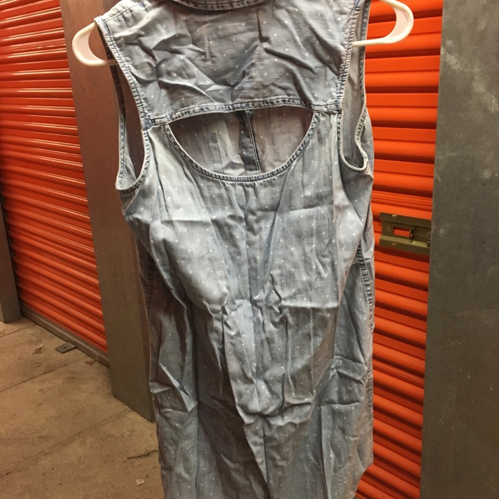 Dress - Picture 7 of 7